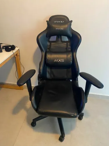 Cadeira de escritório Mymax MX5 gamer ergonômica preta