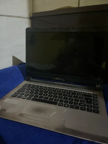 Vendo notebook positivo 