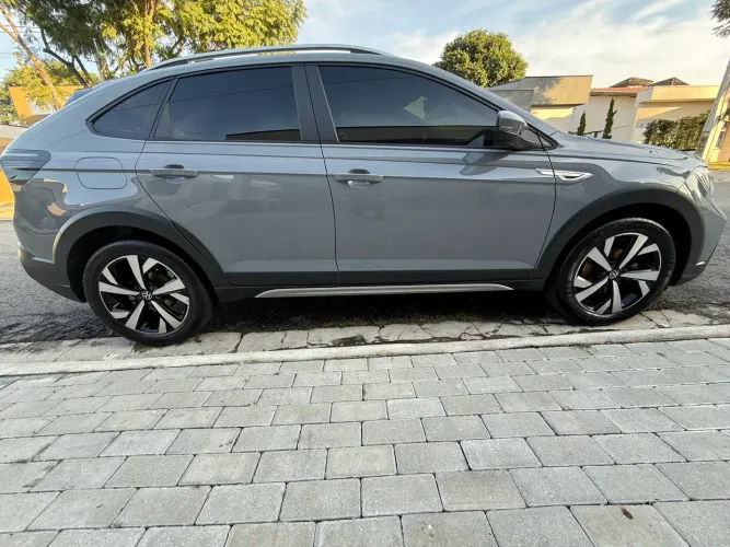 Volkswagen Nivus Highline 1.0 200 TSI Flex AUT 2023