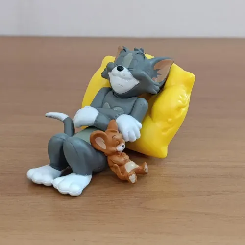 Estatueta De Tom E Jerry Sweet Dream Em Posição Deitada em PVC