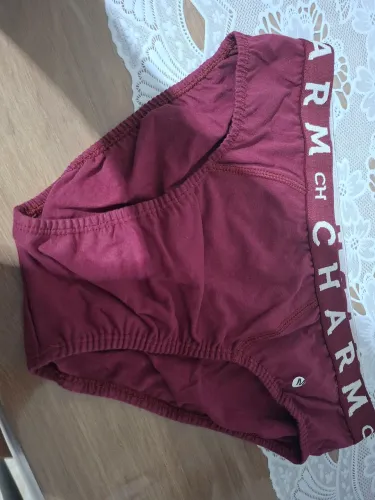 Cueca M