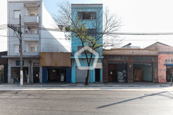 Loja de rua para venda em Brás, 743m²