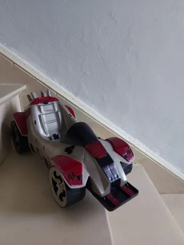 Max Steel Veículo