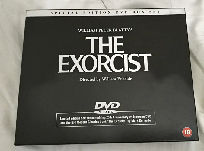O Exorcista Edição Especial DVD BoxSet e Livro