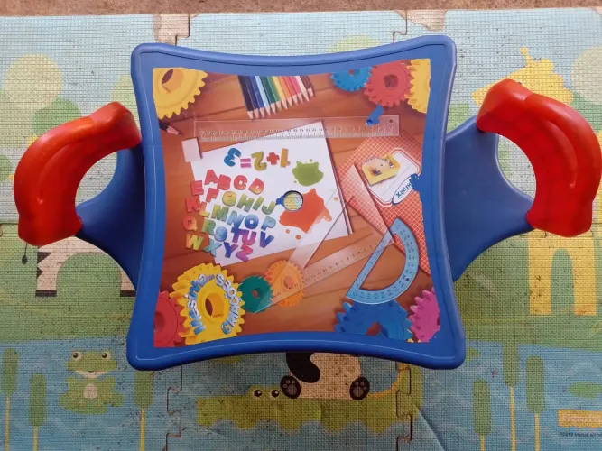 Mesinha infantil Xalingo 