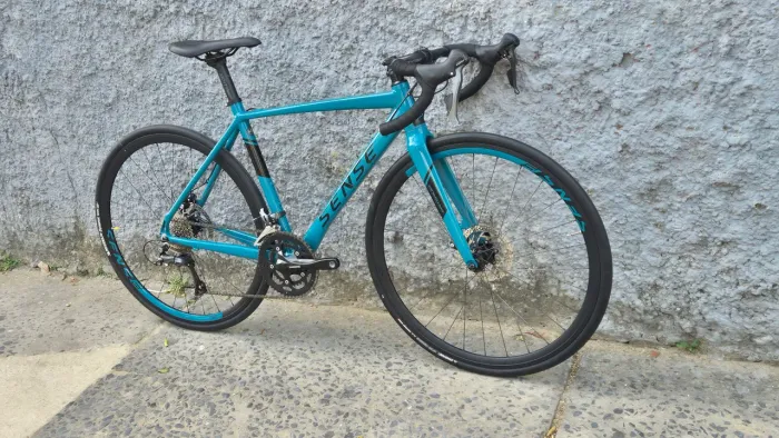Speed SENSE CRITERIUM COMP TAMANHO 50 SMAL P ATLETAS DE 1.54 ATE 1.68 ALTURA