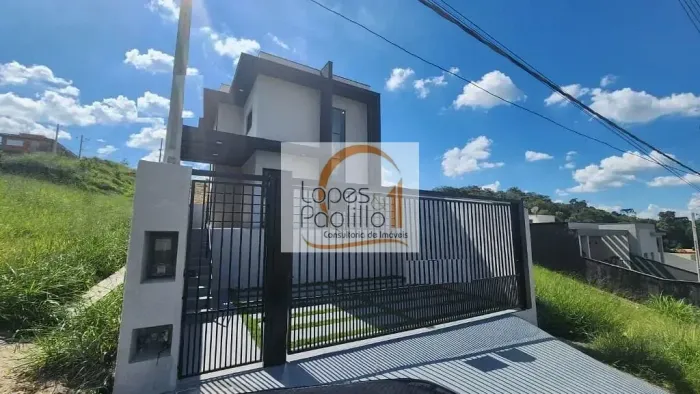 Em Bom Jesus dos Perdões, você encontra este excelente sobrado à venda! Venha conhecer!