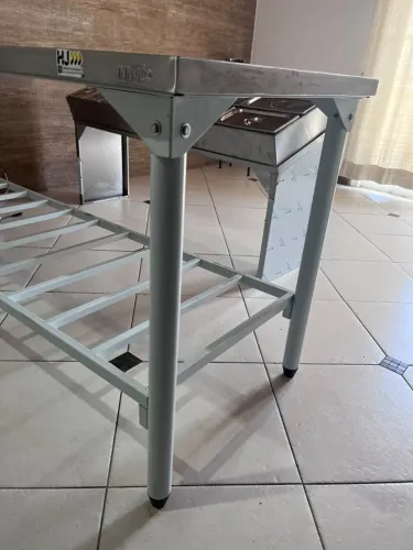 Bancada cozinha  inox 1,90 x 0,70 com prateleira  
