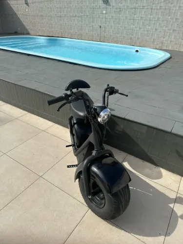 SCOOTER ELETRICA TUI SEMI NOVA