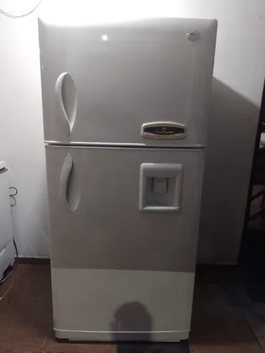 Vende-se geladeira LG dúplex Frost Free 562 litros