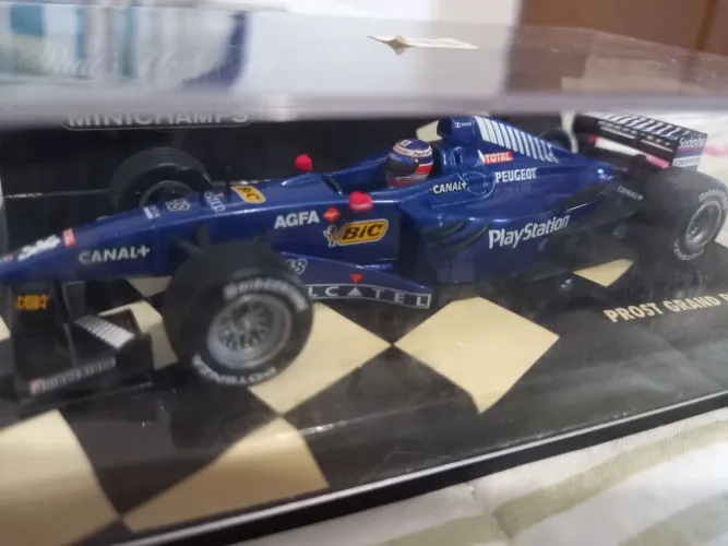 Miniatura F1 Prost Grand Prix 1999 Olivier Panis 1:43