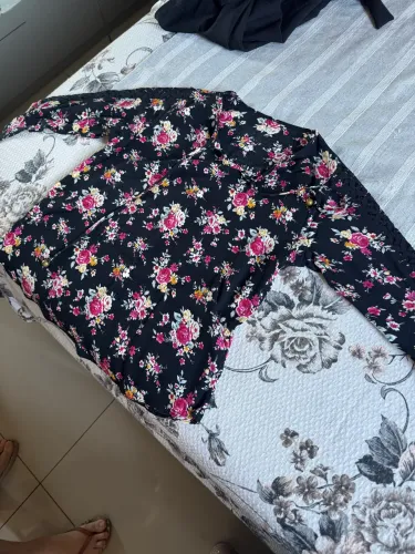 VENDO BLUSA