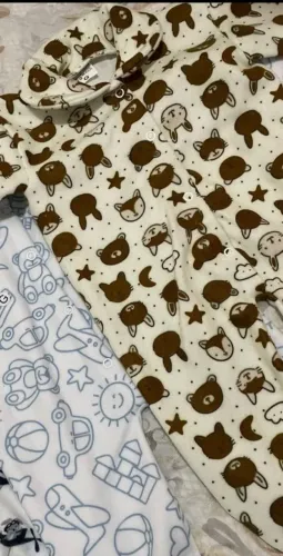 Vendo 2 macacão para bebê