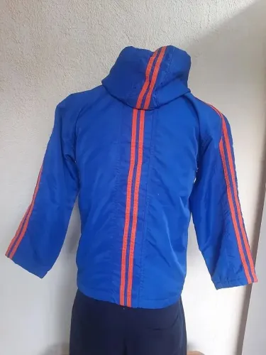 Jaqueta nylon corta vento Forro manta bem quentinha