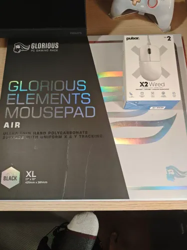 Mouse Gamer Pulsar X2 Com fio, OPENBOX + BRINDE de MOUSEPAD GLORIOUS AIR Bem usado...