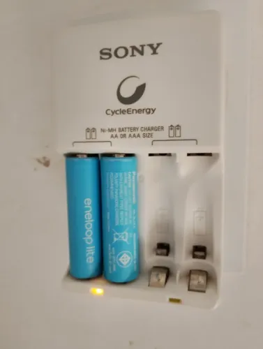 Carregador pilhas sony