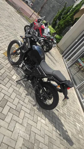 Royal Enfield Himalayan 411 2021/2022 - 9.600 km - Toda Original