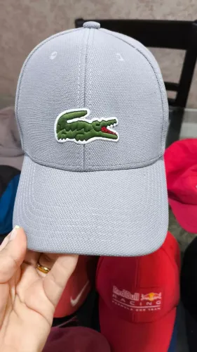 Boné Lacoste original promoção de carnaval 