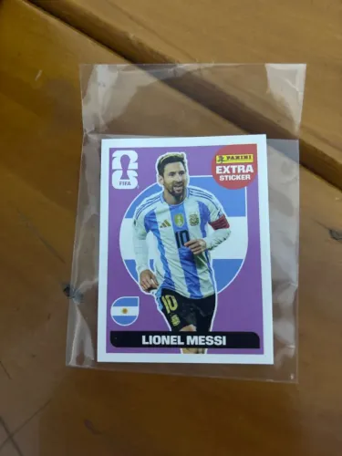 Figurinha do Messi bordo lilás R$200