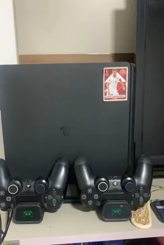 Ps4 slim 1 tb fc 26 e 27. Bully. Call of duty