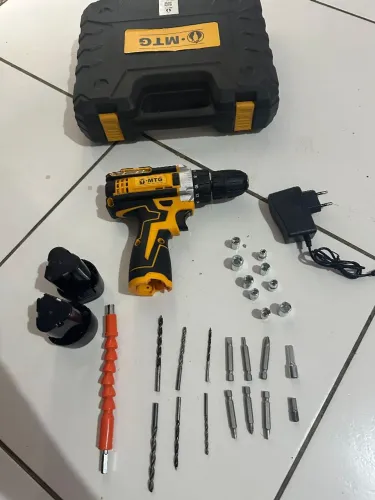Parafusadeira 48V Sem Fio, produto novo e vem com 2 baterias