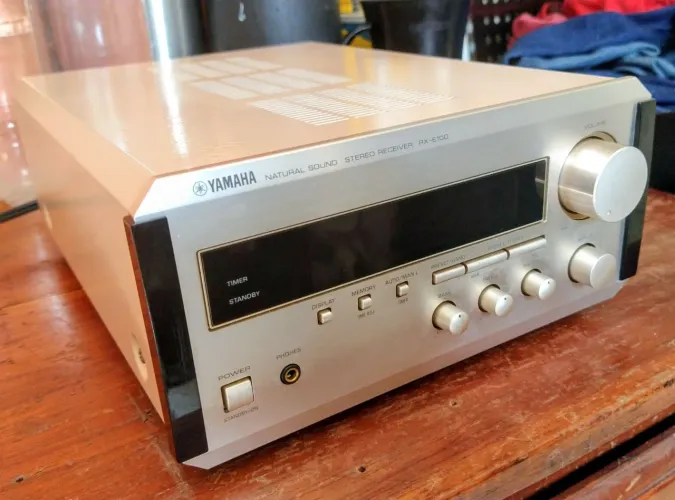 Receiver Yamaha RX e100 hifi, só em Manaus