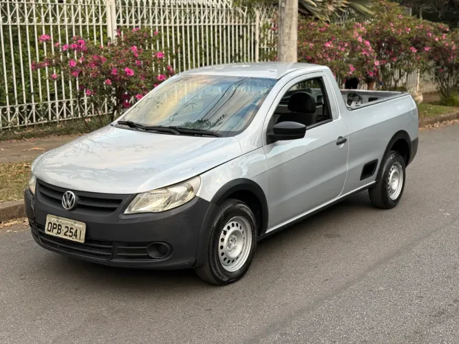 Volkswagen Saveiro 1.6 MI/ 1.6 MI Total Flex 8V (álcool) 2013