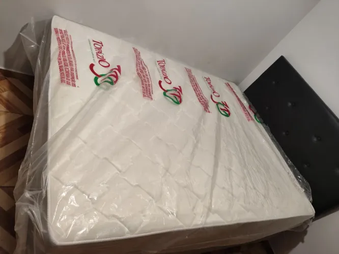 Cama king topázio
