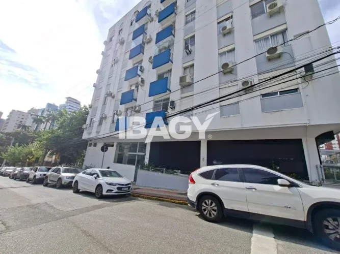 Excelente Apartamento 3 dormitório(s) em Centro - Florianópolis
