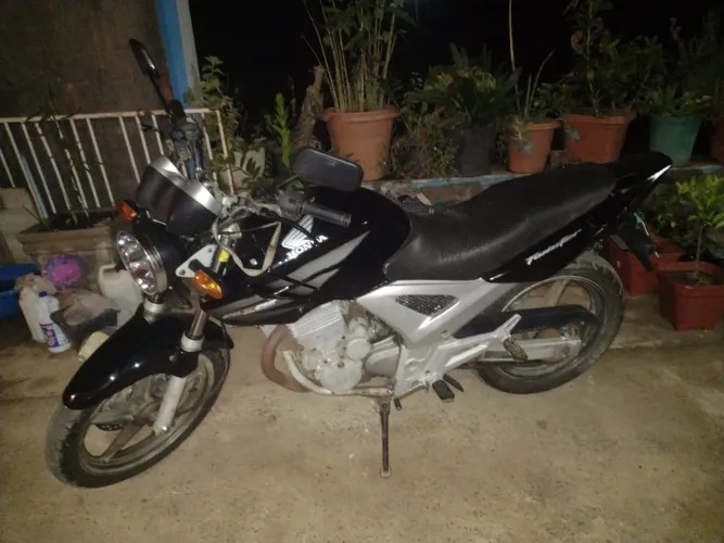 Vendo Moto Twitter  250