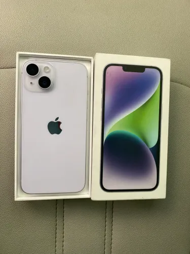 iPhone 14.