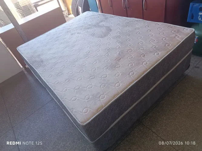 Cama box de casal de espuma