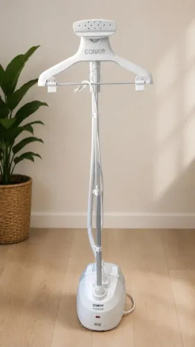 Ferro vertical a vapor, Conair, Polishop. 110 v<br>250,00