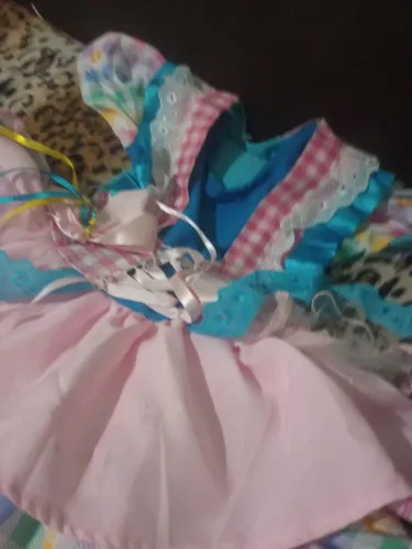 Vende-se vestido de quadrilha