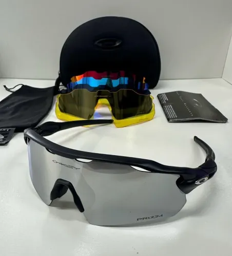 Oculos Oakley RADA EV , BAG + 5 lentes