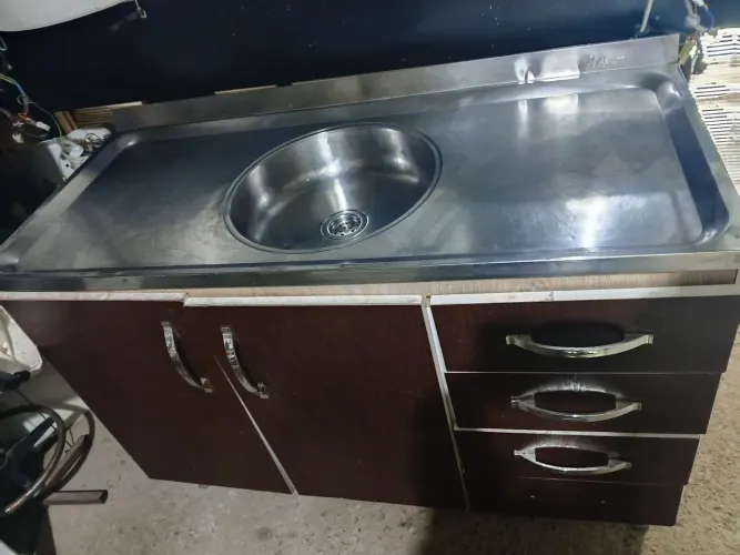Vendo balcão de Pia com Inox