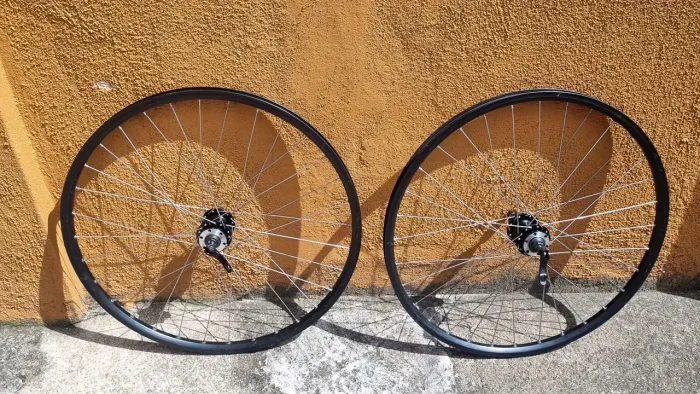 Par rodas 26 Vzan Extreme recém montadas
