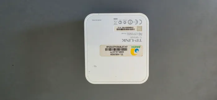 Mini roteador Wi-Fi portátil da TP-Link, modelo TP-Link TL-MR3020