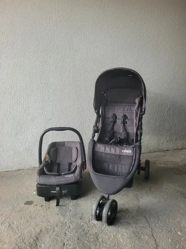 Kit carrinho + Bebê conforto + Base engate rápido  COSCO