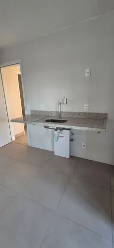 Pia em granito com Cuba inox