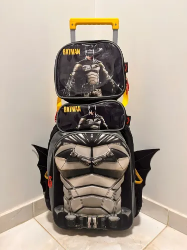 Trio Mochila infantil Batman (Mochila, lancheira e estojo)