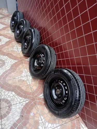 Roda aro 13 ( 5 rodas)