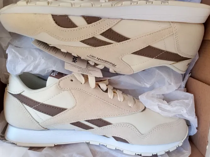 Tênis feminino Reebok original 38, novo!