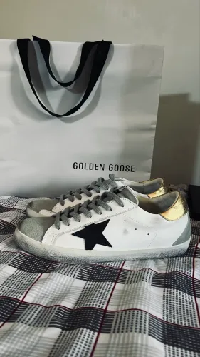 Golden goose superstar