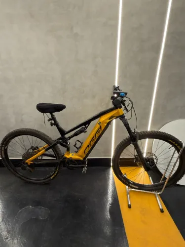 E-bike Razzo T-130 Bicicleta Montain Bike