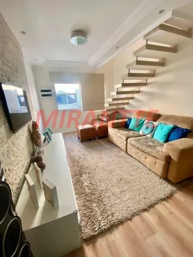 Casa em Condomínio Felicita - Vila Mazzei