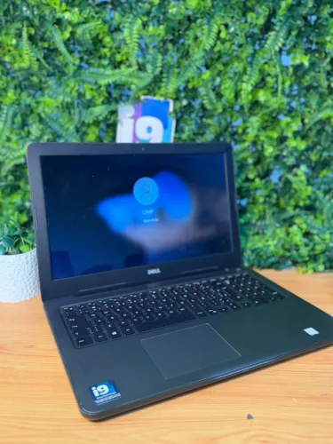 Notebook Dell Inspiron 5567 i7-7500U 8GB 256GB SSD 15.6? 