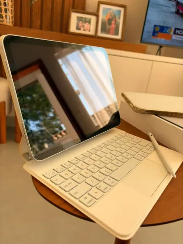 iPad Apple 10ª Geração (2022) - 64 GB