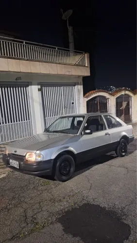 Ford Escort GL 1.6i / 1.6 (álcool) 1992