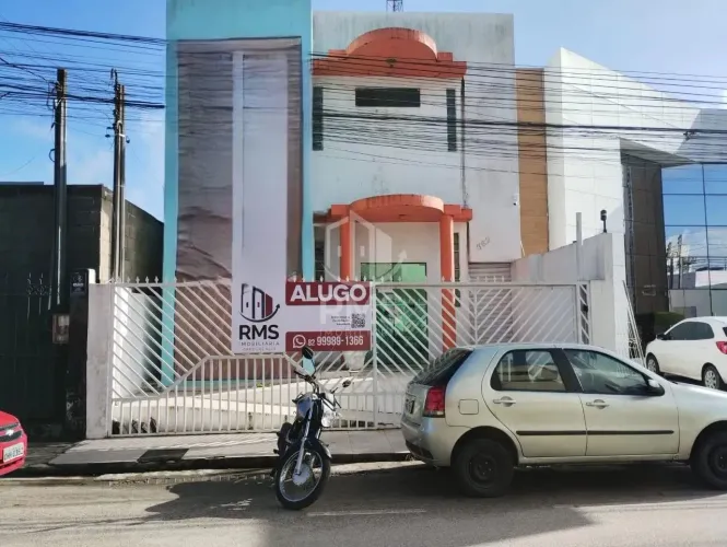 Alugo prédio comercial no Centro Arapiraca-AL